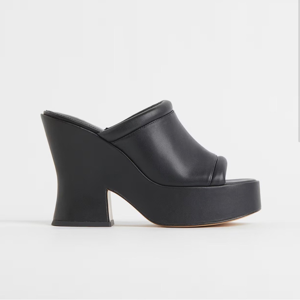 PLATFORM MULES